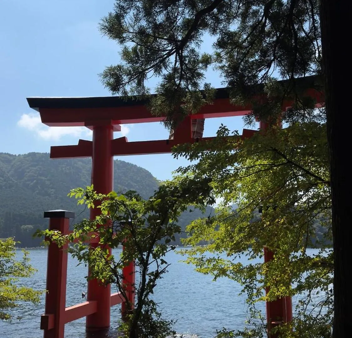 Villa Hakone 100-Year Japanese Garden Residence
